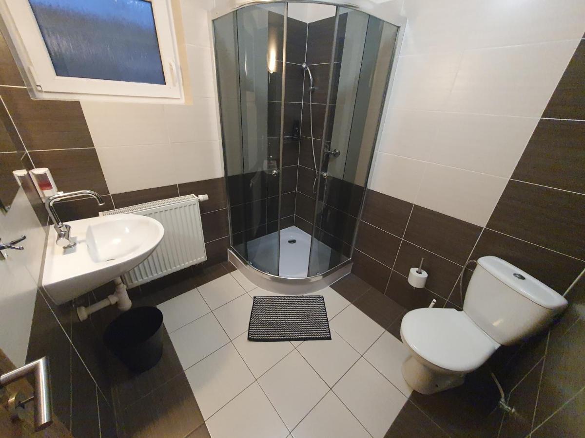 Apartmanovy Dom Stela Бешеньова Екстер'єр фото