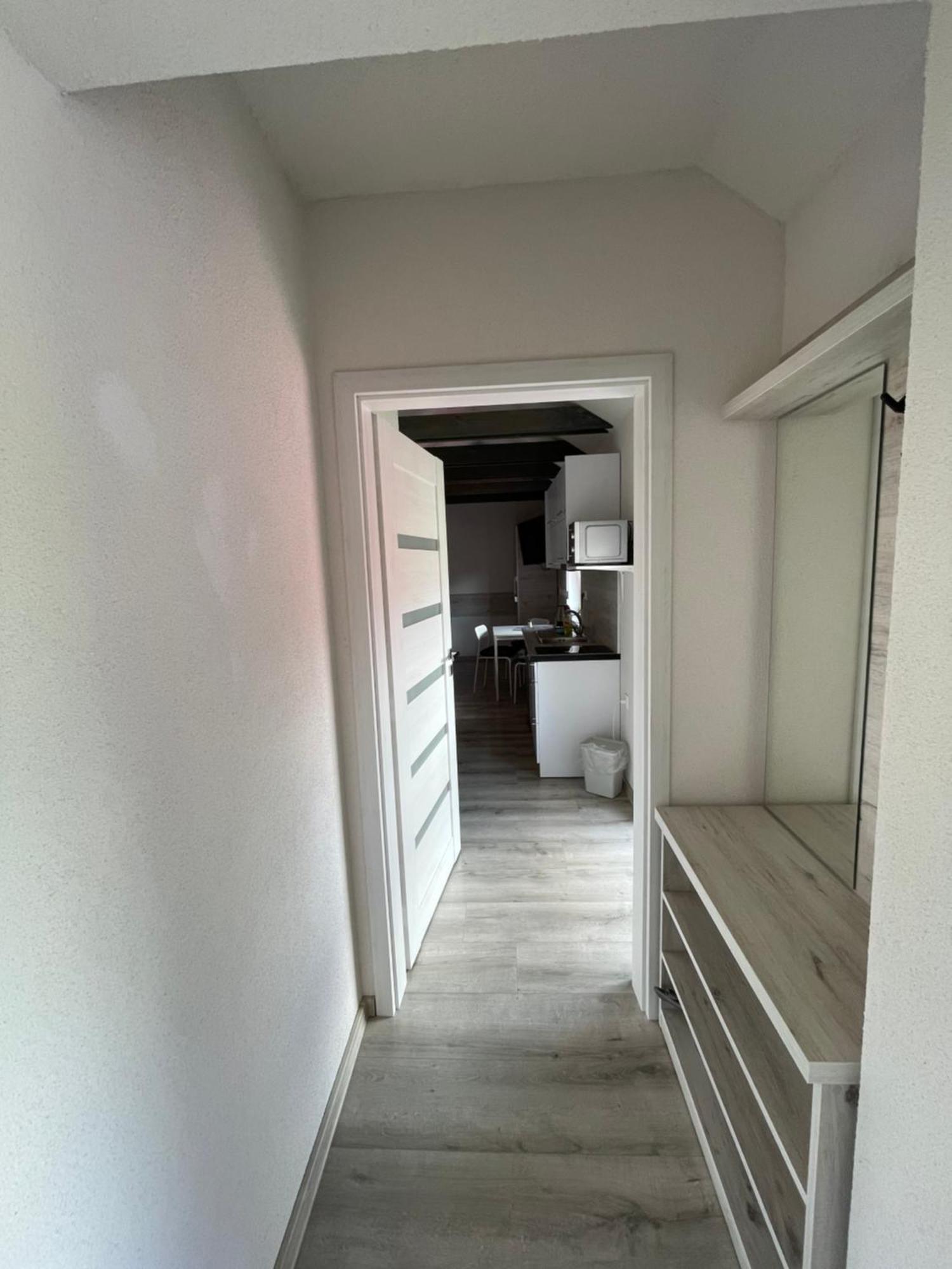 Apartmanovy Dom Stela Бешеньова Екстер'єр фото