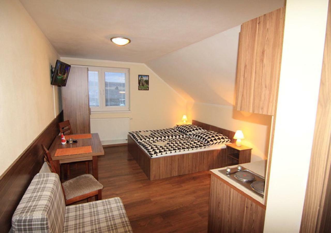 Apartmanovy Dom Stela Бешеньова Екстер'єр фото